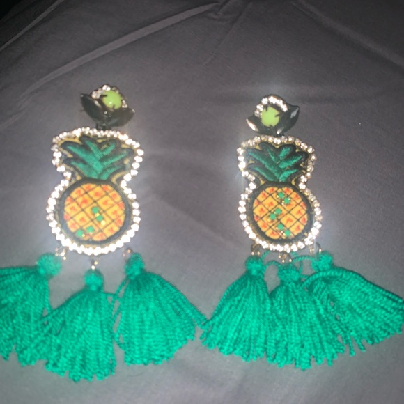 Beaded Rhinestone Pineapple Tassel Earrings - NEW - Handmade + GORGEOUS - Picture 3 of 3